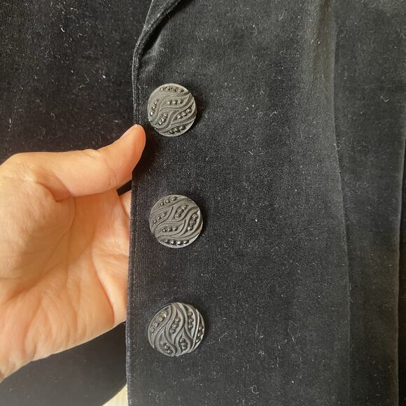 VTG Women’s black velvet blazer with puff sleeves Small Very Cute High Quality - Picture 3 of 9